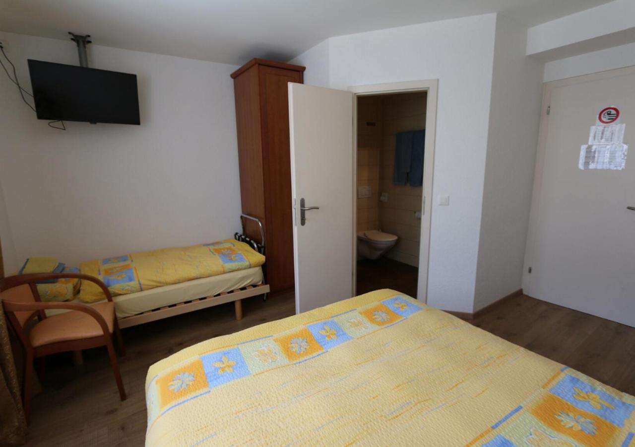 Hotel Du Quai Villeneuve Ngoại thất bức ảnh