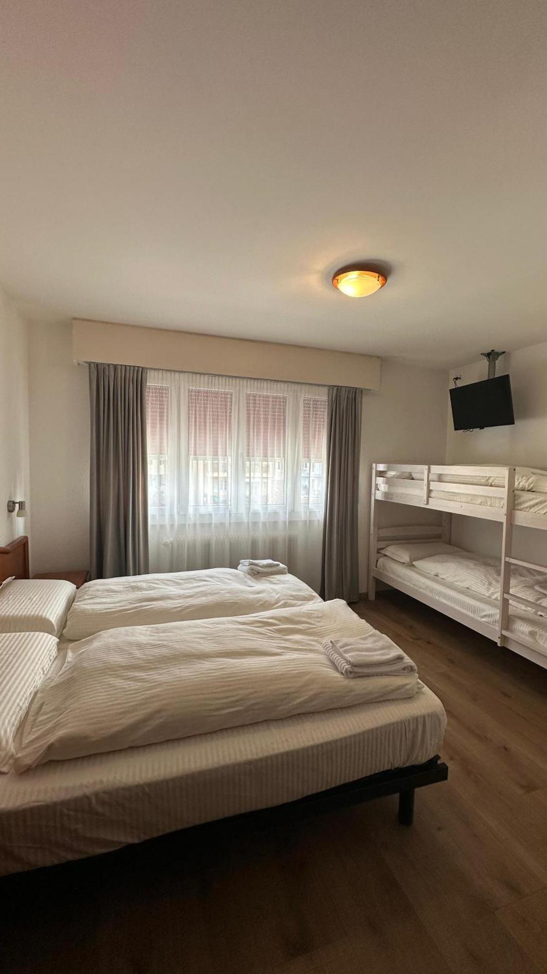 Hotel Du Quai Villeneuve Ngoại thất bức ảnh