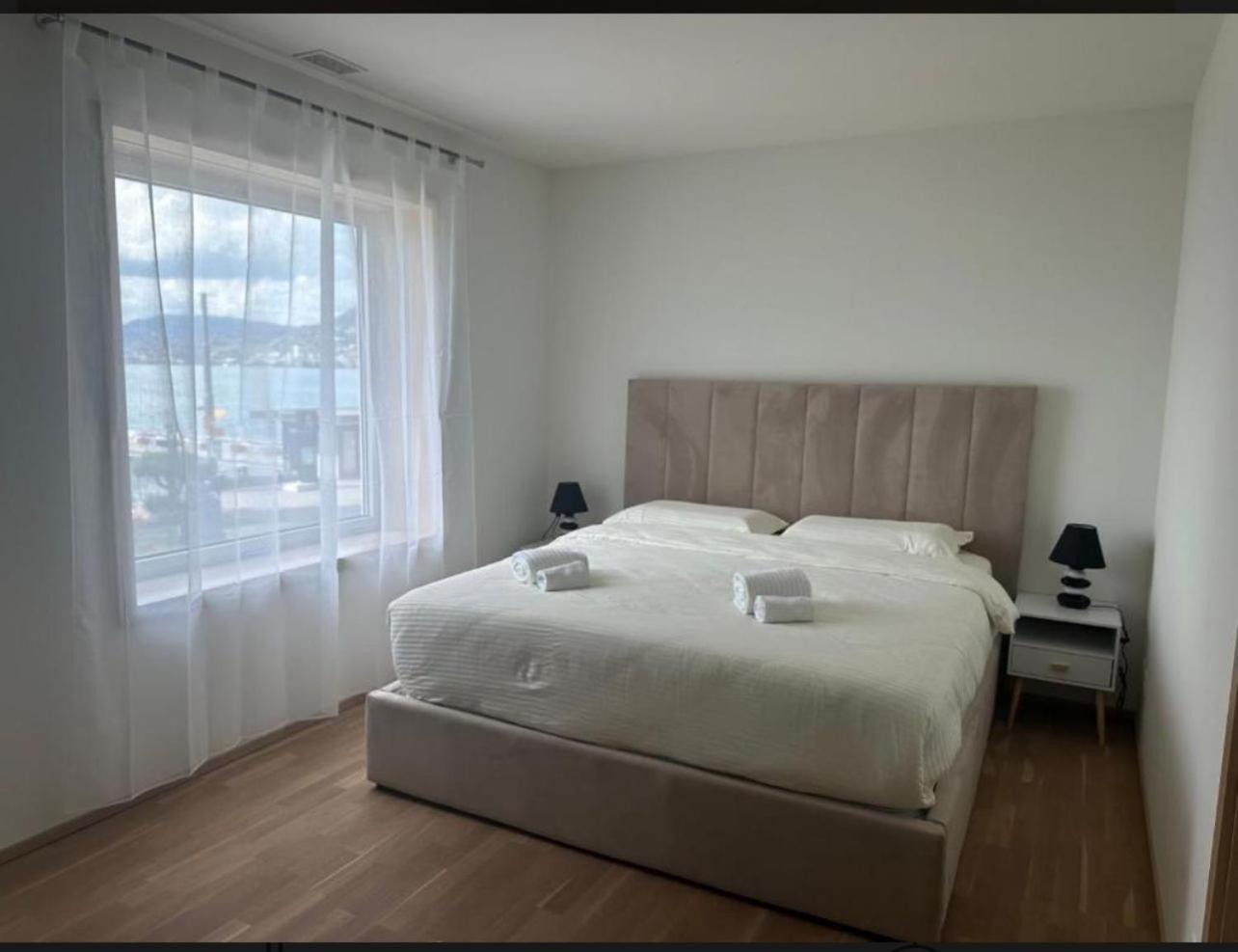 Hotel Du Quai Villeneuve Ngoại thất bức ảnh